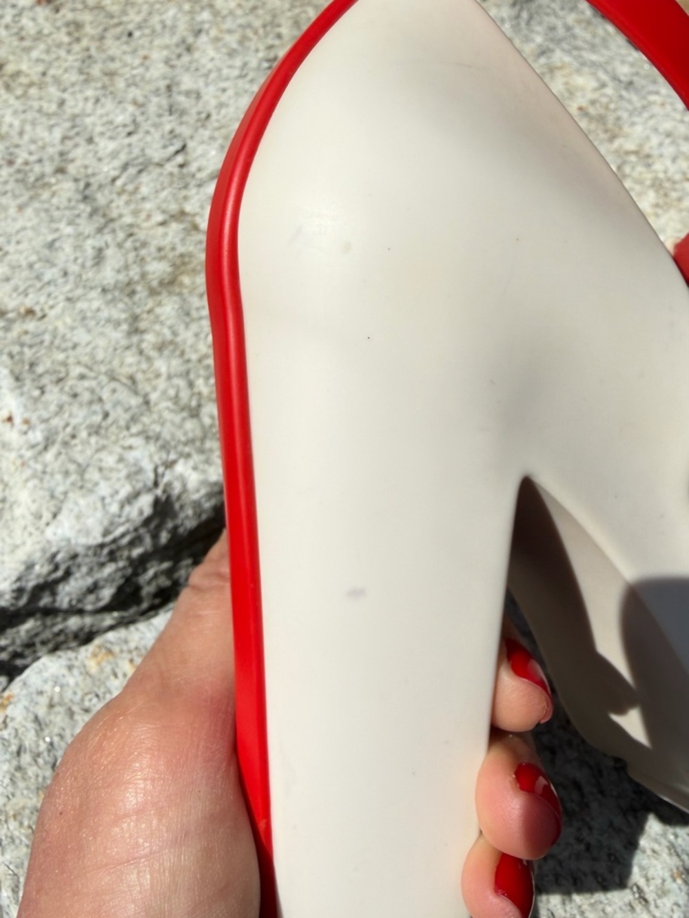 Melissa 2015 BITE ME line.  Red and white t strap - Picture 11 of 12